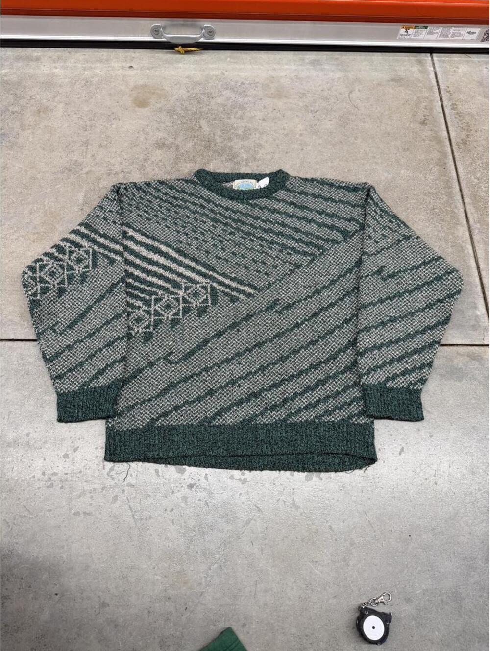 vintage royal north mills made in usa green and white knit sweater size large